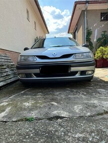 Renault Laguna 1,8 RT - 11