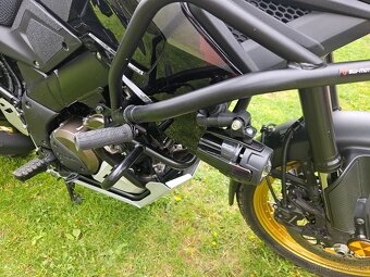 SUZUKI DL 1050 XT V-strom - 11