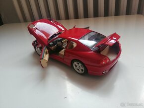 1:18 predam modely Ferrari od Bburago - 11