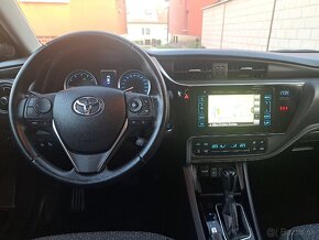 Toyota corolla 1.6i automat - 11