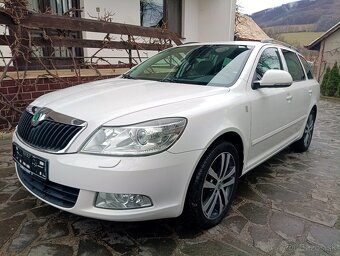 ŠKODA OCTAVIA COMBI II 2.0 TDI CR XENON MODEL 2013 - 11