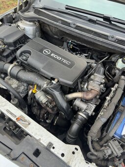 Opel astra J 81kw diesel - 11