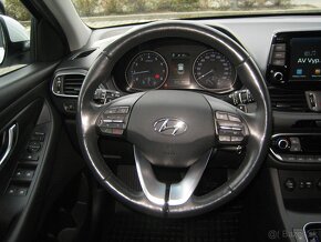 Hyundai i30 1.4 T-GDi Family 7DCT - 11