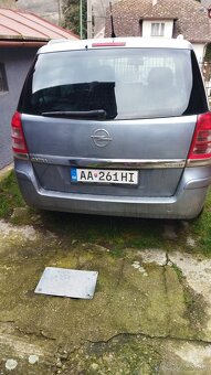 Opel Zafira 1.7 cdti - 11