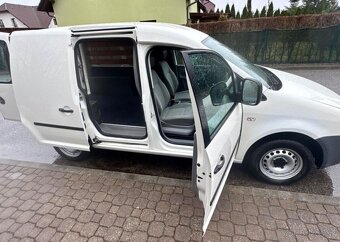 Volkswagen Caddy 2,0SDi pravidelný servis Tažné nafta - 11