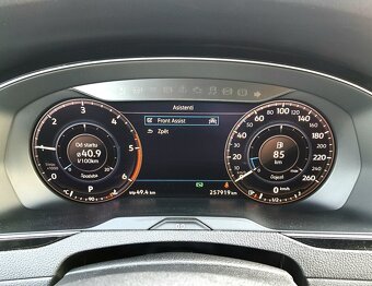 VW Passat Variant 2.0 TDI 140kW DSG 4x4 r.v. 2018 - 11