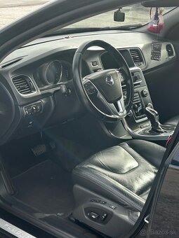 Volvo V60 D6 - 11