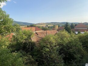 Veľkorysý rodinný dom na 25 árovom pozemku, Jedľové Kostoľan - 11