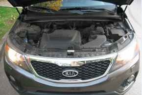 KIA SORENTO 2,2CRDi AWD 4x4 - 11