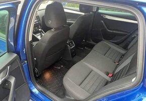 Škoda Octavia Combi 2,0 TDI - 11