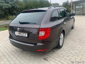 Predám Škoda Superb Combi II 1.6 TDI r.v2012 77kw GreenLine - 11