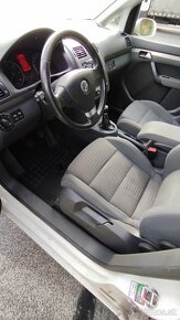 VW Touran 2.0 TDI DPF - 11