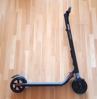 Predám  Segway Ninebot elektrickú skladaciu kolobežku - 11