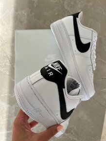 Nike Air Force 1 bielo čierne tenisky - 11