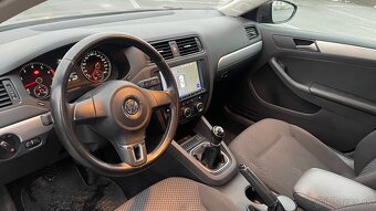 Volkswagen Jetta 1.2TSi - 11