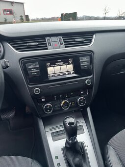 Octavia 3 combi 2.0 TDI DSG - 11