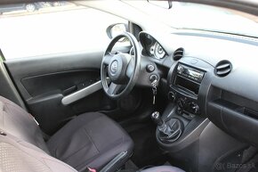 Mazda 2 1.3i CE Pro - 11