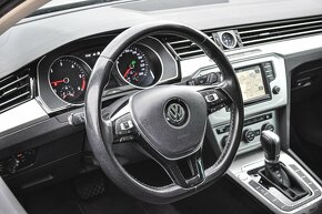 Volkswagen Passat Variant 2.0 TDI DSG - 11