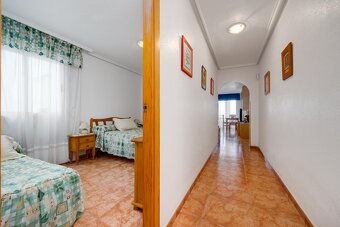 Investičná príležitosť – apartmán pri mori, Torrevieja - 11