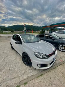 Volkswagen Golf 6 GTI 2.0tsi TOP - 11