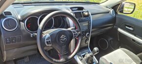 Suzuki grand vitara 1,9ddis - 11