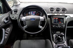 Ford S-Max - 11