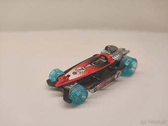 Autíčka Hot Wheels 1:60 - 1:64 - 11