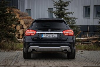 Mercedes-Benz GLA 220Cdi 4matic AMG line - 11