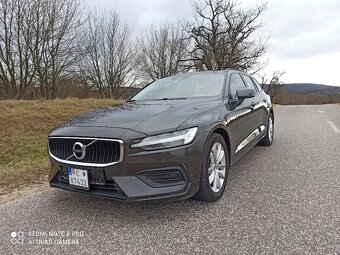 predám Volvo V60, benzín 2.0, automat, rok 2020/11 - 11