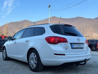 Opel Astra Sport Tourer LPG - 11