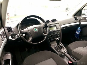 SKODA OCTAVIA COMBI 1.9TDI ELEGANCE . - 11