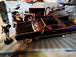 Predám model Cadillac Coupe DeVille 1959 s Catwoman - 11