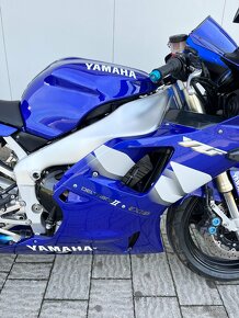 YAMAHA YZF-R1….2000…..TOP STAV - 11