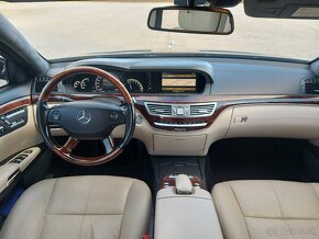 Mercedes-Benz S trieda Sedan 500 4matic - 11