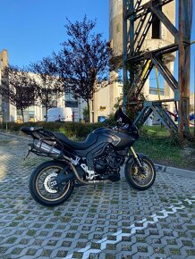 Triumph Tiger 1050 - 11