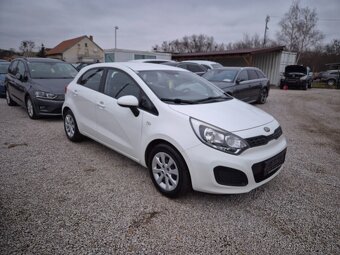 Kia rio - 11