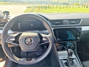 Predám Škoda Superb Combi 2.0TDI DSG Ambition - 11