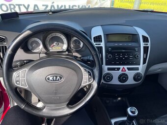 Kia Ceed - 11