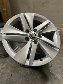 Hliníkové disky 5x112 R16 VW Golf 8 - VW Norfolk - 11