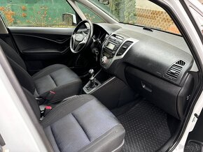 Hyundai ix20 1.4 16V - 11