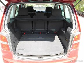 Predám VW TOURAN 2.0 TDI Highline bez DPF - 11