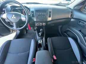 Mitsubishi Outlander 2.0 DI-D 4x4 - 11