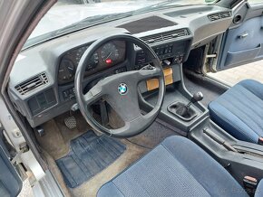 Bmw 728i e23 - 11