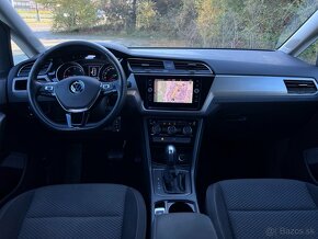 Volkswagen Touran 2.0 TDI DSG 7 MIEST NAVI KAMERA 2020 - 11