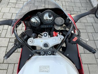 HONDA CBR 900 RR SC33 - 11