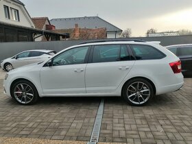 Škoda Octavia Combi 2.0Tdi 135KW RS M6 Panorama Canton M2015 - 11