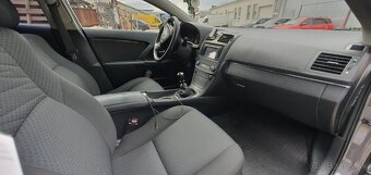 Toyota avensis 2.0 D4D 178000km - 11