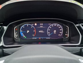 Volkswagen Passat Variant 2.0 TDI  DSG R-line, odpočet DPH - 11