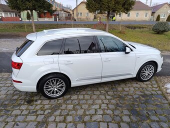 Audi Q7 50 TDI 286PS Nafta + HEV Hybrid Quattro - 11