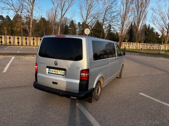 VW-Caravelle T5 - 11